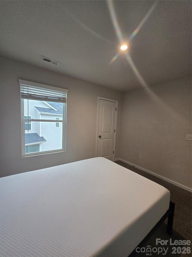Building Photo - 7223 Encino Pl