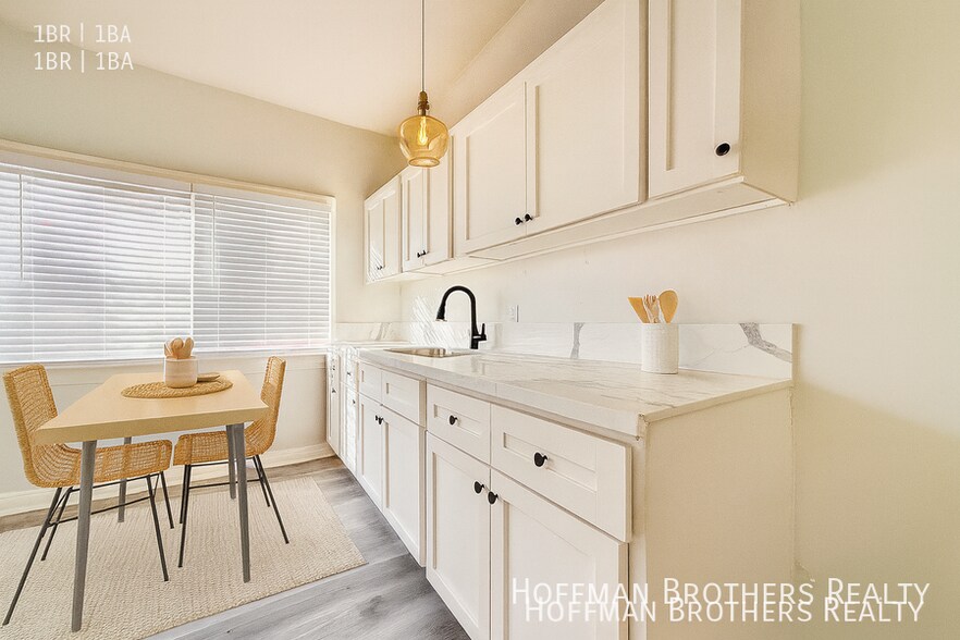 Building Photo - 2527 Cincinnati St