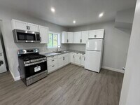 Building Photo - 75 Draper Ave