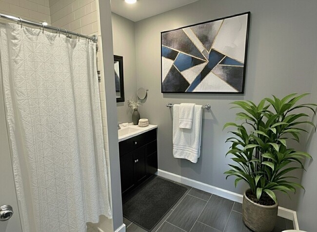 Building Photo - 16 Melbourne St