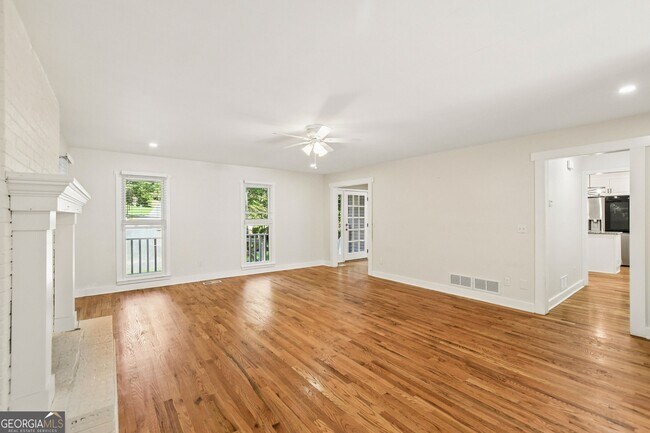 Building Photo - 2799 Brookcliff Landing NE