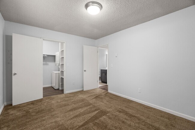 1 Bed 1 Bath Deluxe - 578 Sq Ft - University Crossing Apartments