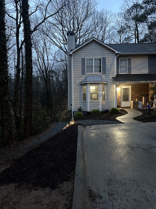 Front entrance - 4433 Coopers Creek Dr SE