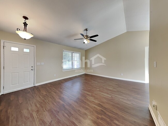 Building Photo - 5505 Dietrich Ave