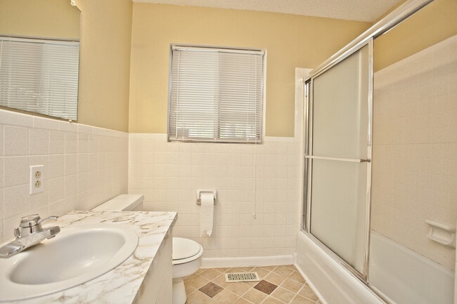 Building Photo - ***33 Sheneman Drive***