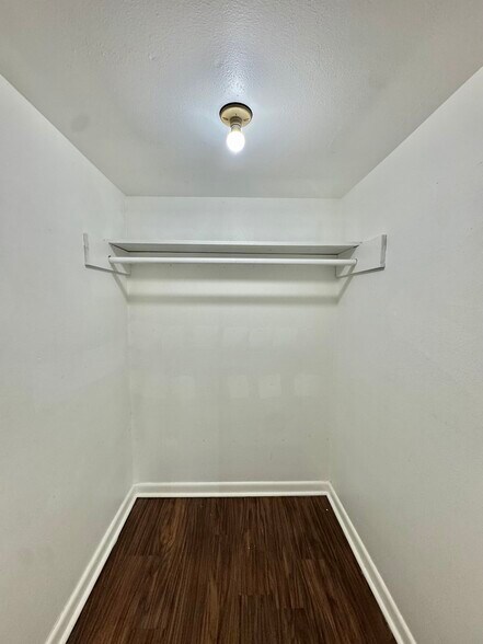 Building Photo - 442 Babb Dr