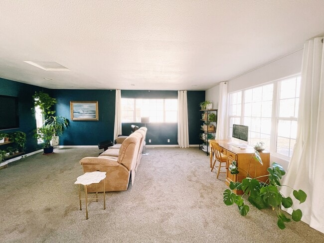 Building Photo - 132 Pierce Dr