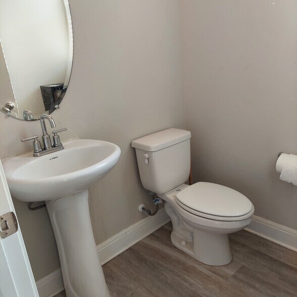 Powder Room - 168 Dome Peak Ter