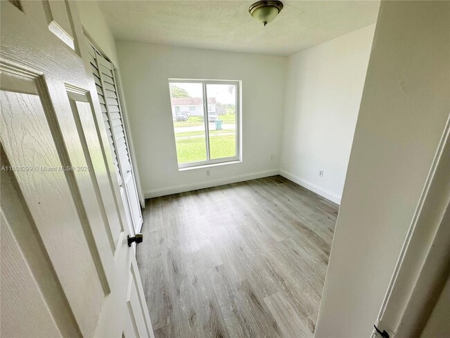 Building Photo - 11030 SW 165th Terrace