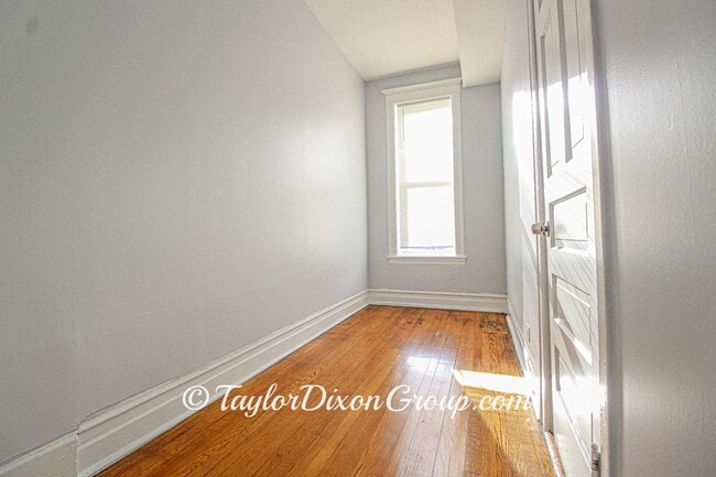 Building Photo - 5407 S Indiana Ave