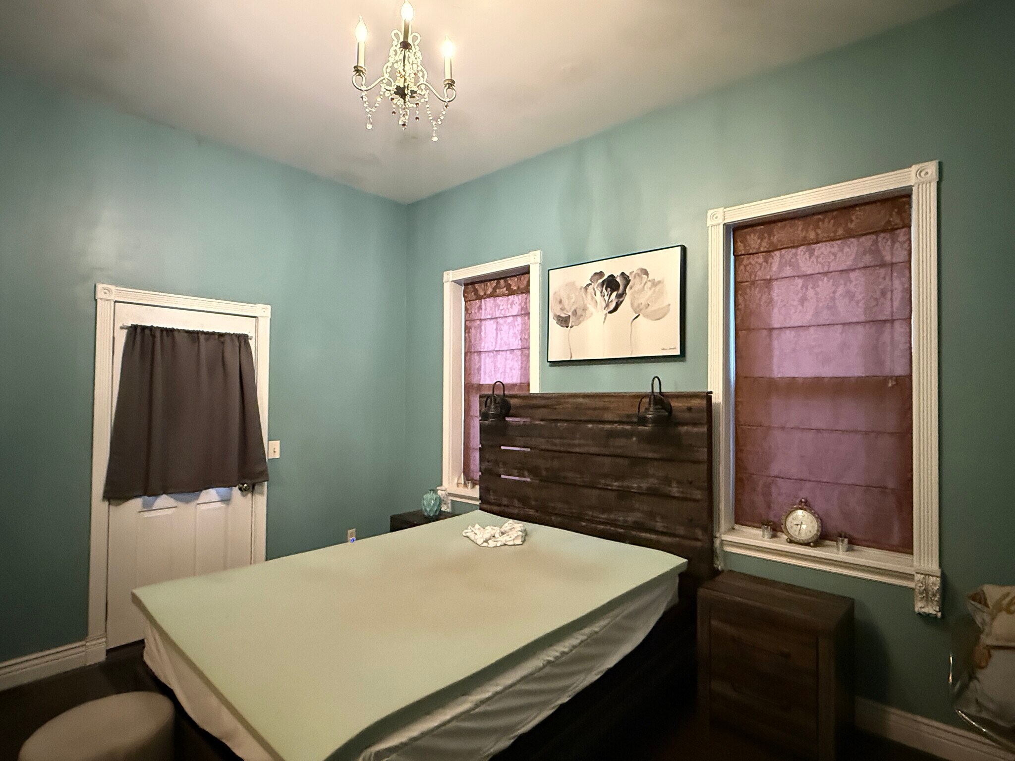 Bedroom - 1213 Sidney St