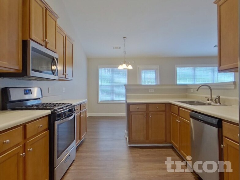 Building Photo - 157 Sinyard Cir