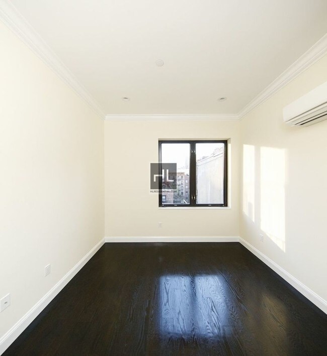 Building Photo - East 78th Street