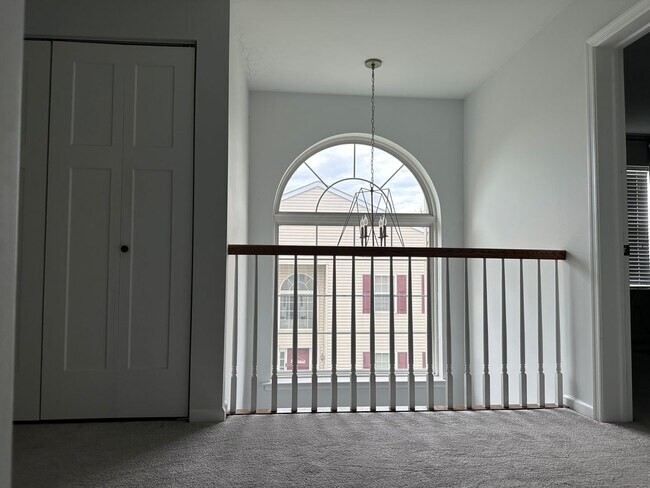 Building Photo - 3685 Clauss Dr