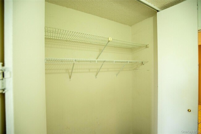 Building Photo - 2287 Johnson Ave