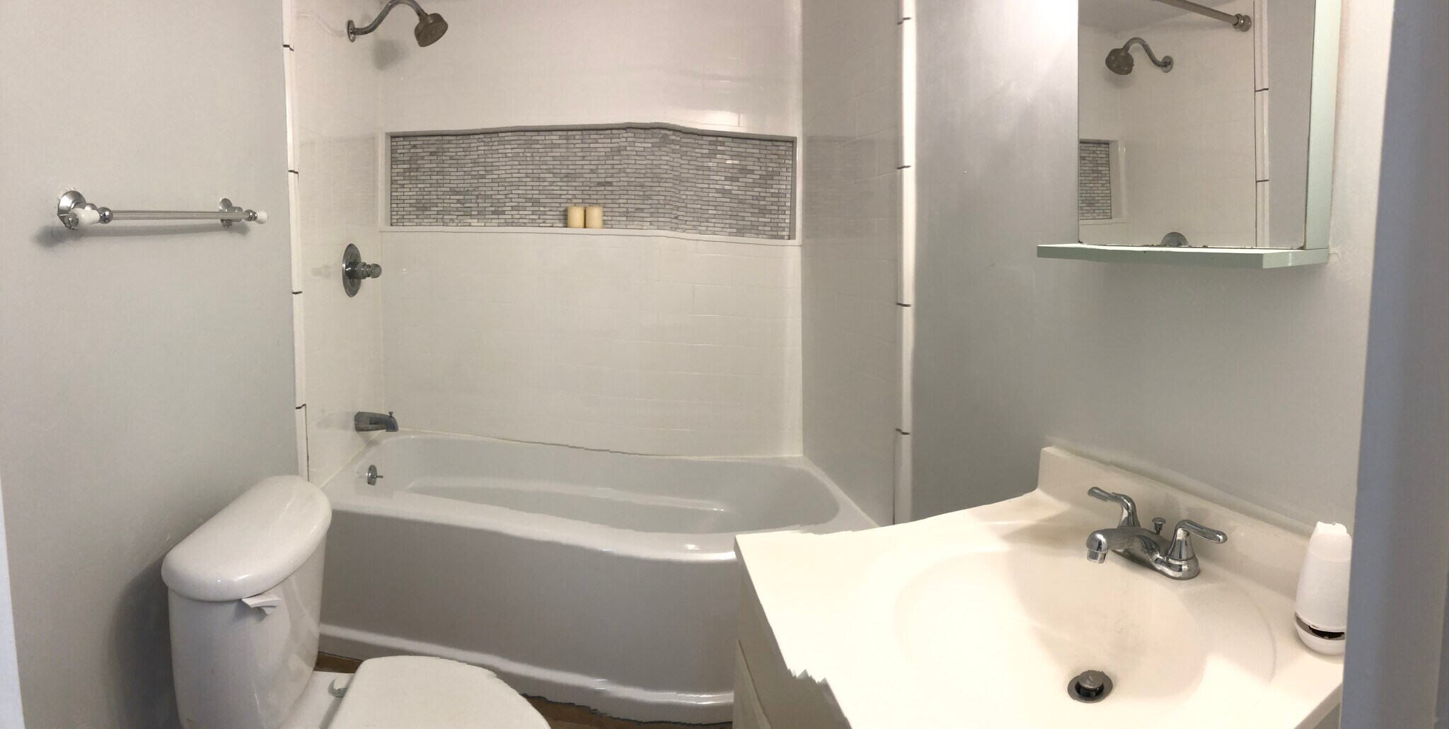 Building Photo - 902 Westminster St NW