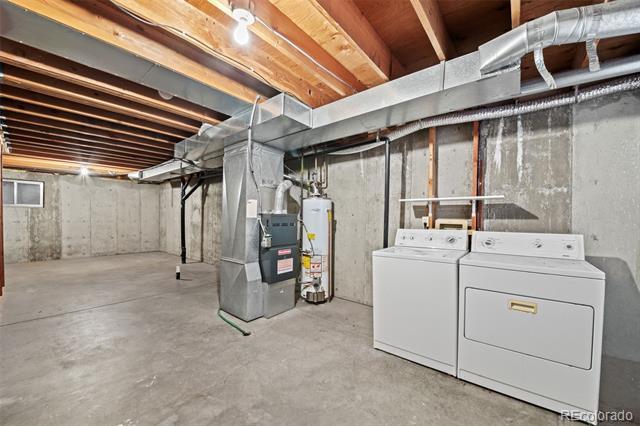 Building Photo - 10857 Summerset Way