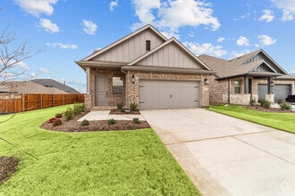 Building Photo - 512 Sunflower Trl