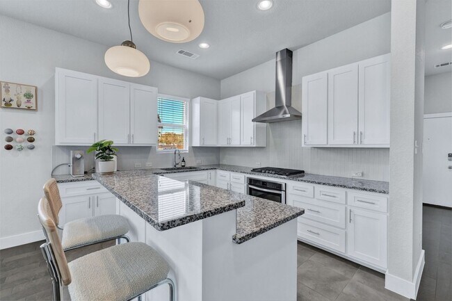 Building Photo - 228 Wimberly St