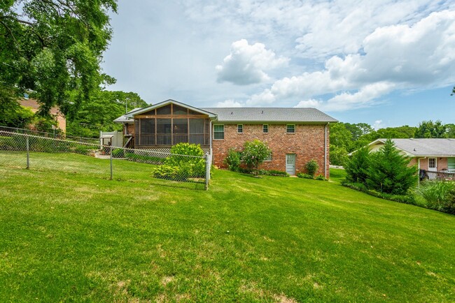 Building Photo - Beautiful East Brainerd Homes