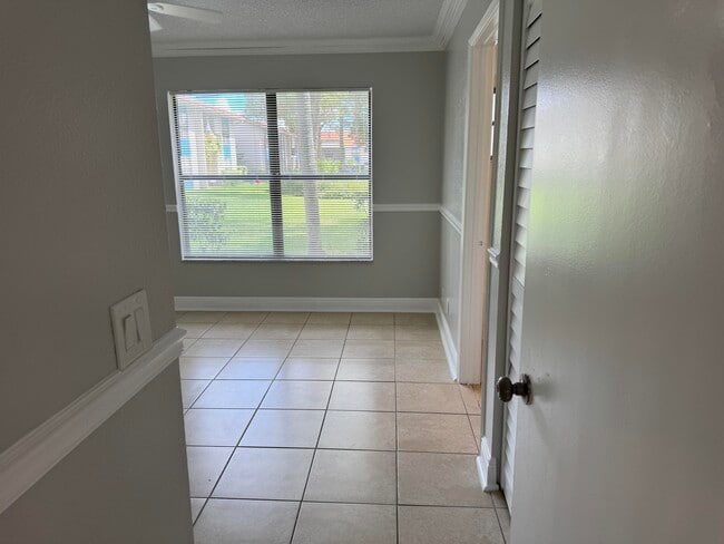 Building Photo - 1601 Windorah Way