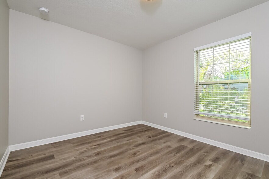 Building Photo - 10419 Carloway Hills Dr