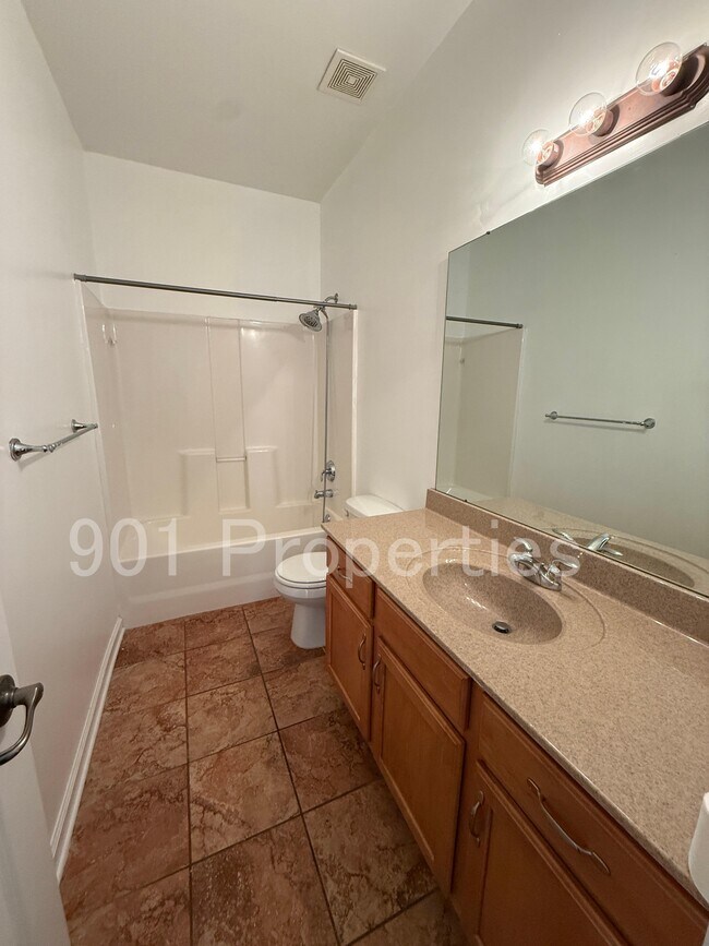 Building Photo - 5167 Rachel Forest Cove