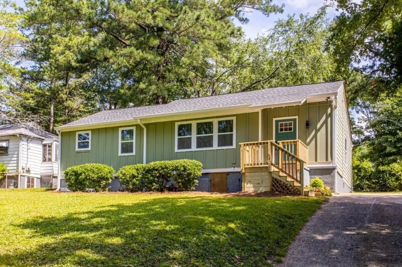 Primary Photo - 2235 Baker Rd NW