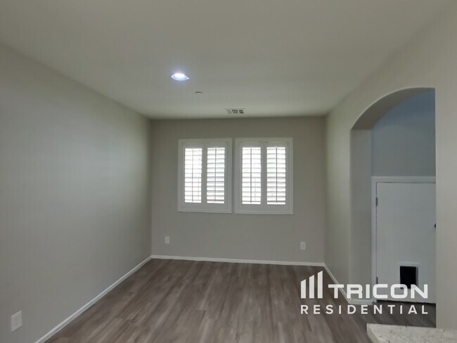 Building Photo - 9164 Obtainable Ct