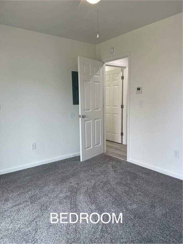 Building Photo - 2505 Delaware St