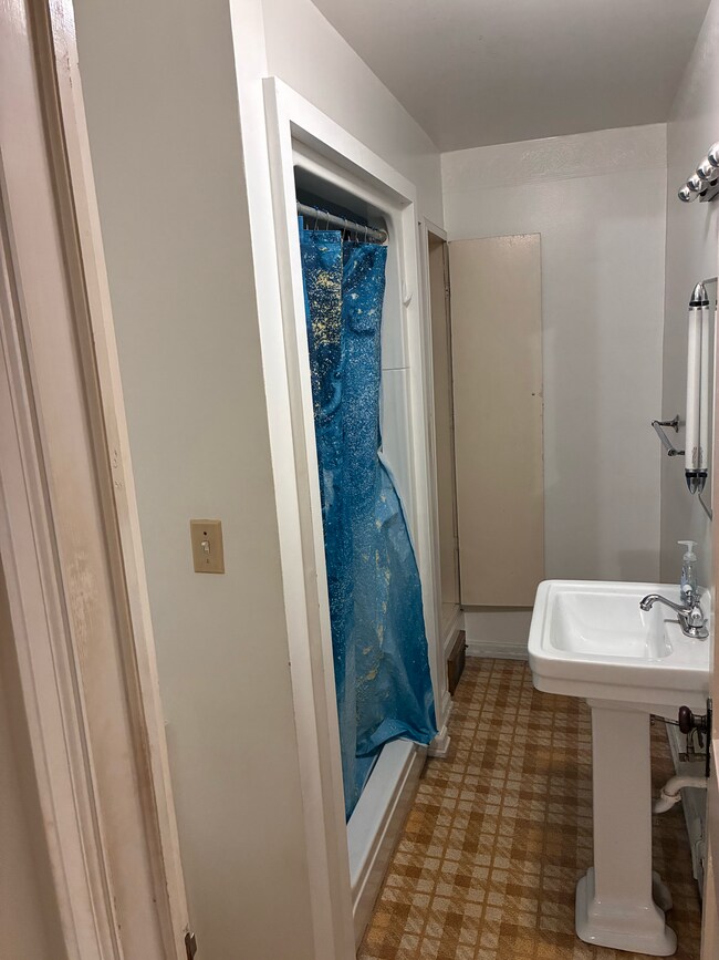 Building Photo - Hardin