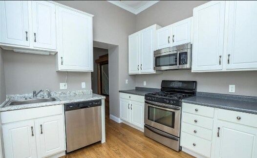 Building Photo - 1703 Carroll St