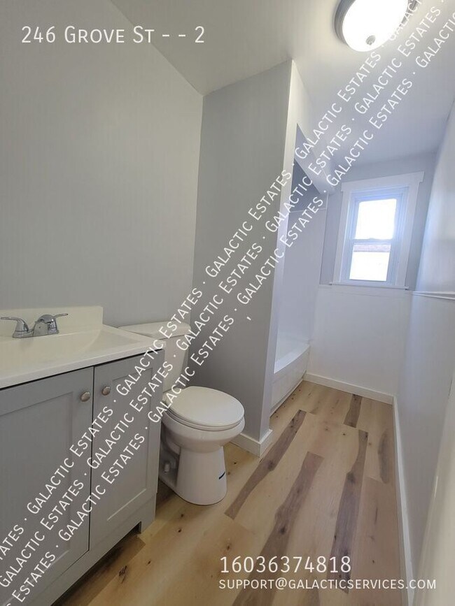 Building Photo - 246 Grove St