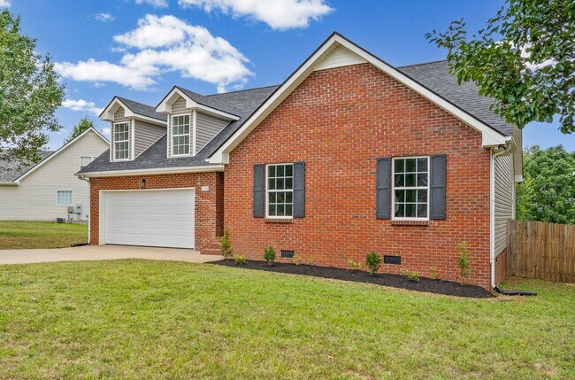 Building Photo - 270 Harold Dr