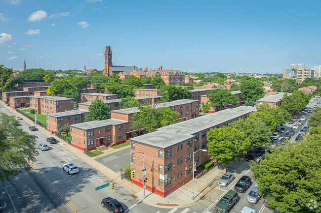 Building Photo - Latrobe Homes