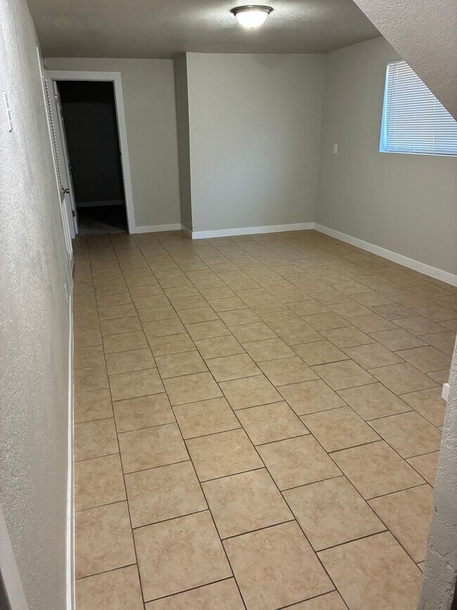 Building Photo - 1125 Peterson Rd