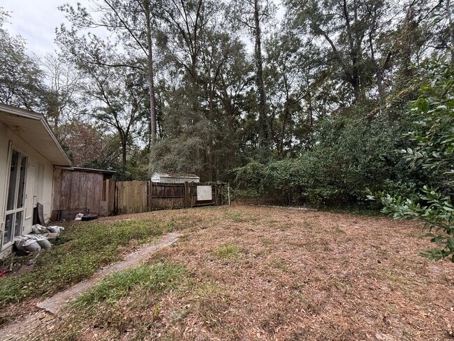 Building Photo - Spacious 2/2 in SW Gainesville – W/D Included & Ready 2/1/26!