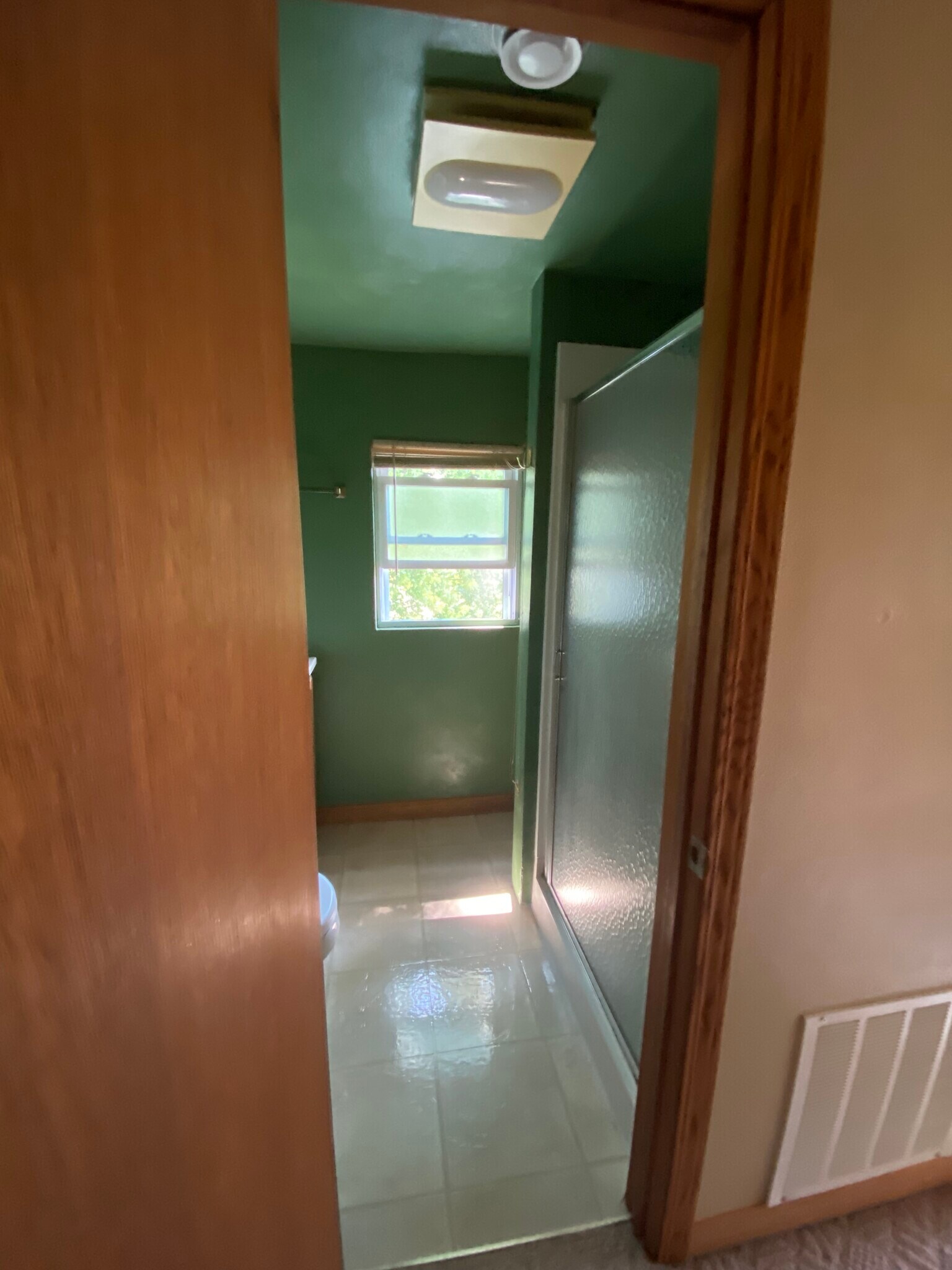 Bathroom - 201 Broad St