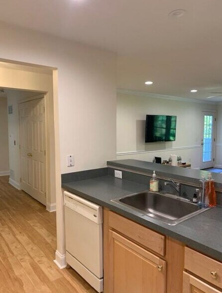 Building Photo - 3103 Peer Pl