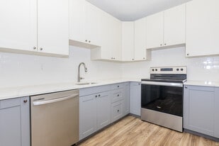 Building Photo - Furlow Apartments