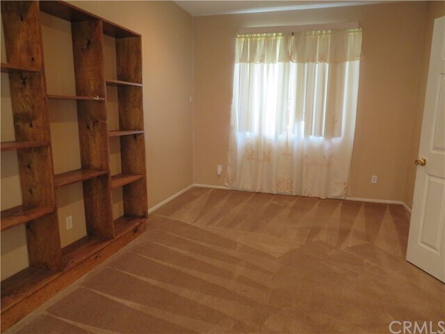 Building Photo - 7489 Elm Grove Ave