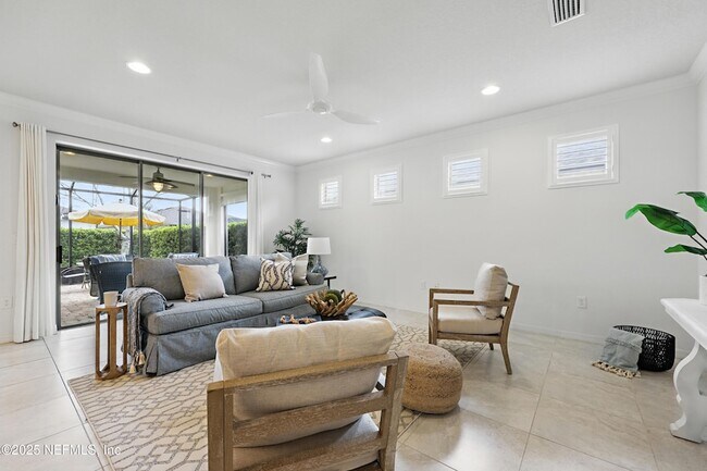 Building Photo - 225 Sweet Pne Trl