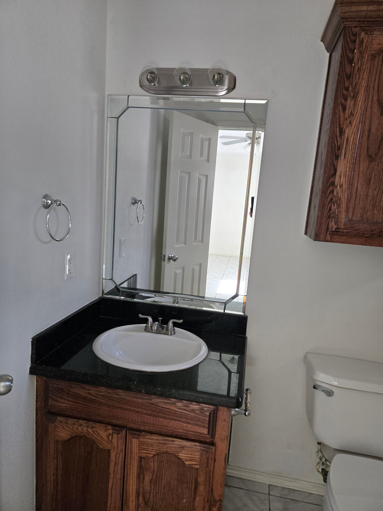 Building Photo - 630 S Dfw Dr