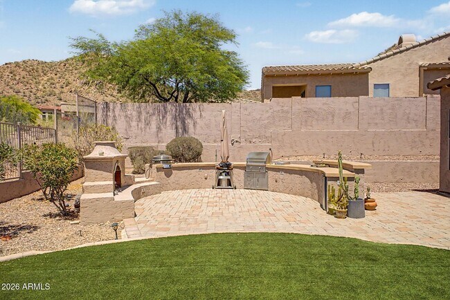 Building Photo - 2316 W Villa Cassandra Dr