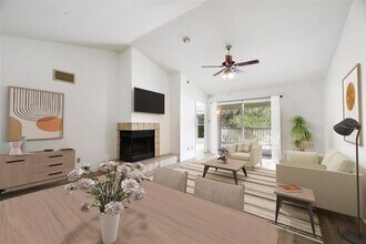 Building Photo - 2450 Wickersham Ln