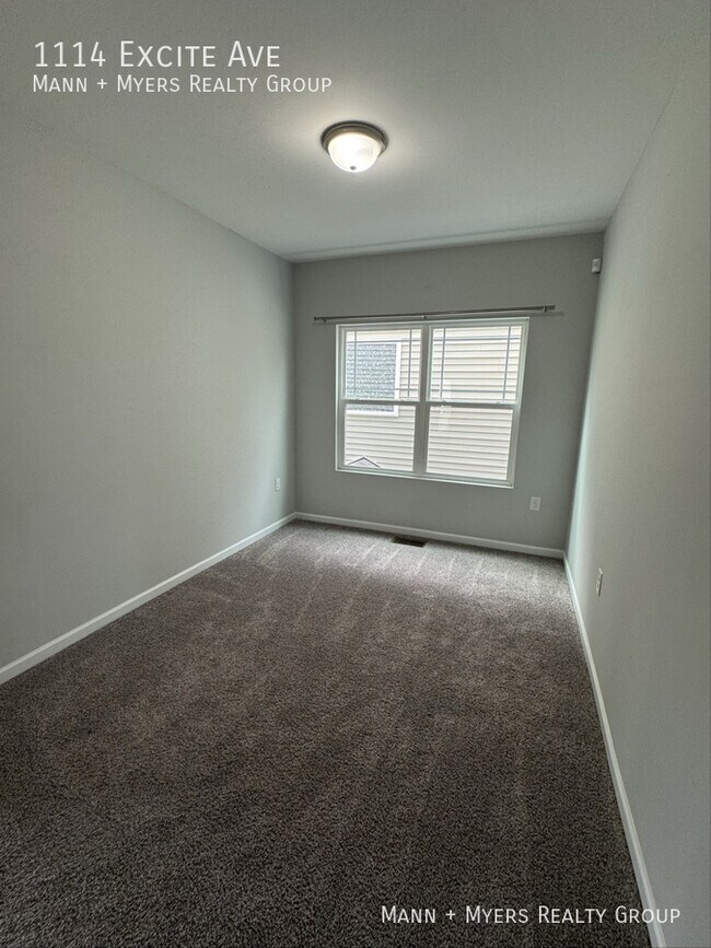 Building Photo - 1114 Excite Ave