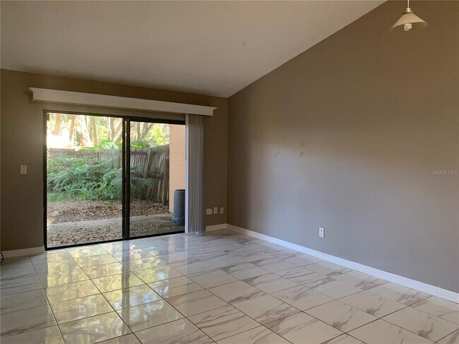 Building Photo - 9868 Lancewood St