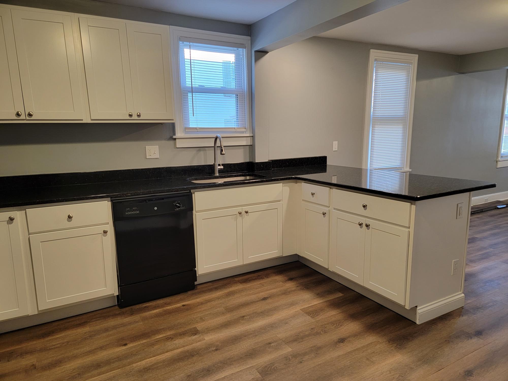 Building Photo - 232 Main St