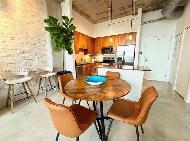 Building Photo - 2001 S Biscayne Blvd