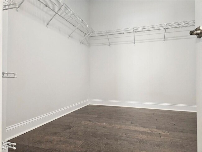 Building Photo - 3748 Heirloom Loop Ct NE